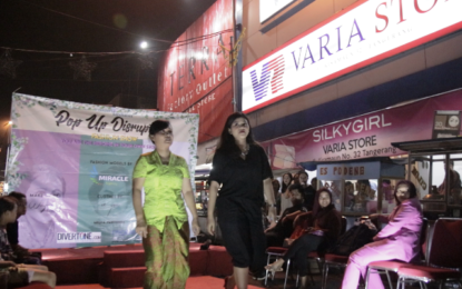 RUNWAY FASHION SHOW DI PASAR LAMA TANGERANG