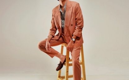 Flying Solo Album & Flying Solo Tour