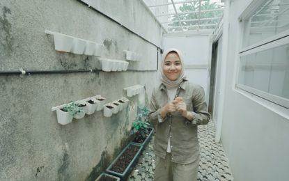 Atiit dan Cara Mudah Hidup Minim Sampah