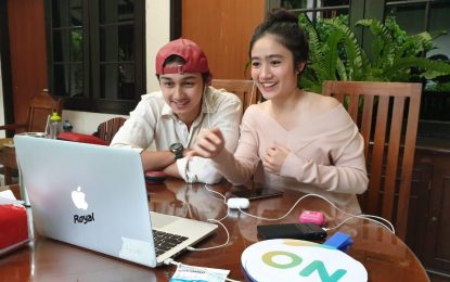 Rangkaian #3XTRAORDINA-RY SCTV Virtual Meet And Greet Magic Tumbler, Dari Jendela SMP dan Samudra Cinta Sapa Pemirsa Setia Surabaya