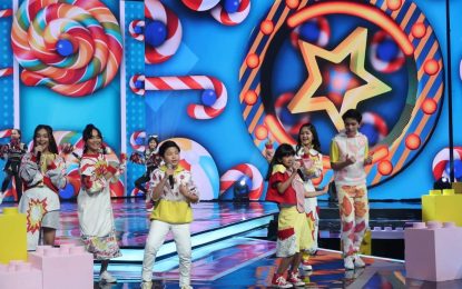 The Onsu Borong Penghargaan Mom & Kiss Awards 2020