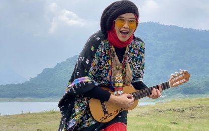 Shinta Priwit Suguhkan “Senyumlah Negeriku”
