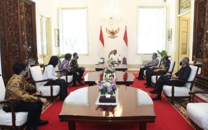 Presiden RI Joko Widodo Memberikan Penghargaan dan Apresiasi di Konser Online “48 Tahun godbless Berkarya – Mulai Hari Ini