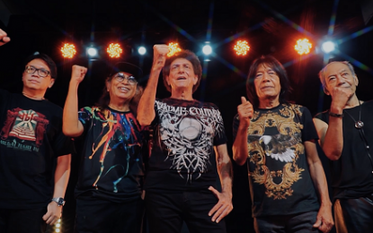 Untuk Penonton RERUN AND EXCLUSIVE RERUN GODBLESS 48 TAHUN, ROCKINLILO & GOD BLESS Mengucapkan Terima Kasih!