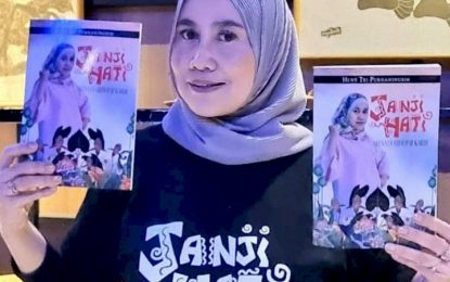 Heny Tri Purnaningsih Merilis Buku Otobiografi “Janji Hati – Menata Hidup & Karir”