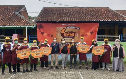 Kolaborasi NET TV, ACT & GLOBAL WAQAF Bagikan 50 Gerobak Usaha