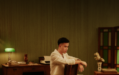 Hormati Sebuah Perpisahan, Vidi Aldiano Rilis “Salam Kenal”