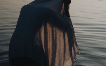 Reruntuh Membawa Album Water Will Find Me ke Pertunjukan di Gudskul