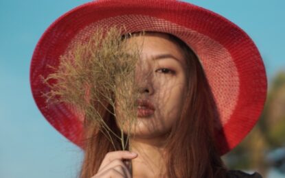 Cacha Scholastica Luncurkan Puisi Termanis