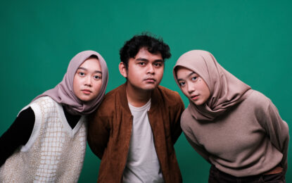 Slowanderer Merilis Lagu EDM Chill “You Should” ft. Saladdays