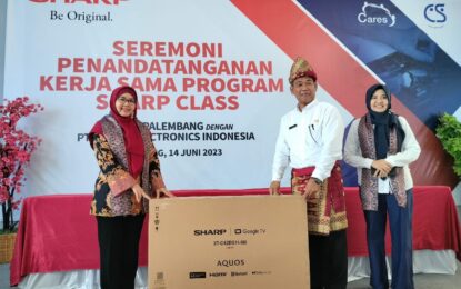 Sharp Tingkatkan Daya Serap Tenaga Kerja Lulusan SMKN 4 Palembang Melalui Program Sharp Class