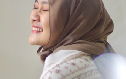 Alma Thania Kembali Merilis Lagu Baru yang Berjudul “Maaf” Karya Pongki Barata