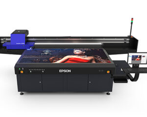 Hadirkan Printer Flatbed UV Pertama SureColor SC-V7000, Epson Perluas Aplikasi Signage