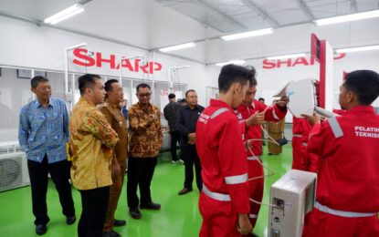 Sharp Gelar Program Pelatihan Teknisi AC Tingkatkan Kompetensi Masyarakat Karawang Memasuki Dunia Industri