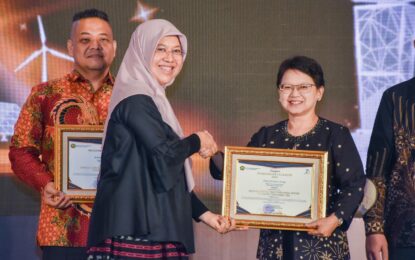 Komitmen Terapkan Energi Hijau, United Tractors Raih Penghargaan Subroto 2023 dari Kementerian ESDM