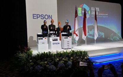 Konsisten Mendukung Pemerintah RI untuk Meningkatkan Penggunaan Produk Dalam Negeri, Epson Meluncurkan Produk Proyektor, Document Scanner dan Printer Bisnis yang Merupakan Produk Dalam Negeri