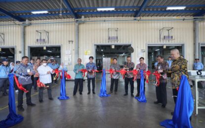 Perkuat Industri Lokal dan Konsumsi Produk Dalam Negeri, Epson Resmikan Pabrik Proyektor Buatan Indonesia di Cikarang