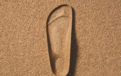 BIRKENSTOCK Bawa PERSPEKTIF Baru Tentang Kenyamanan Urban Lewat Kampanye “FOOTBED ECOSYSTEM”