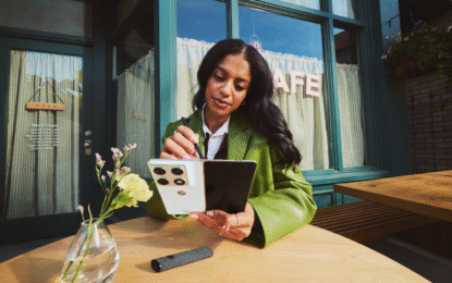 Motorola pamerkan beberapa perangkat flagship terbaru dan inovasi berbasis AI di Lenovo Tech World 2026