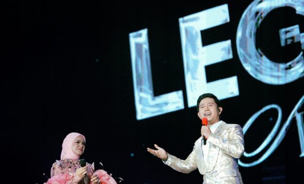 Cakra Khan Tampil Spesial di Konser “Legacy 30 Siti Nurhaliza”