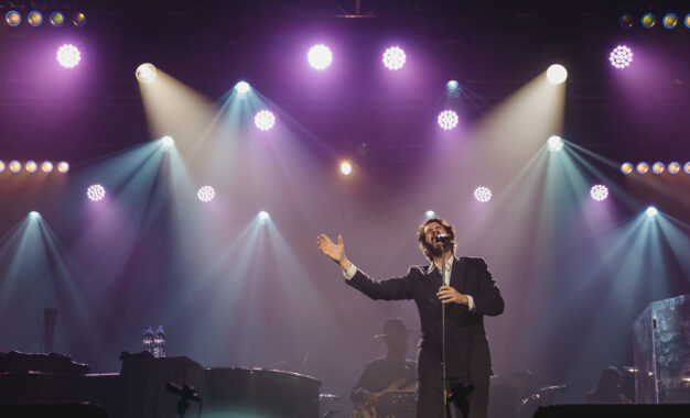 Josh Groban Mengguncang Jakarta  – Dalam Konser “Panin Bank Presents Josh Groban – Gems World Tour 2026″