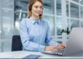 Acer Perkenalkan Laptop Bisnis TravelMate P6 14 AI dengan Desain Acer Comfort Touch Terbaru