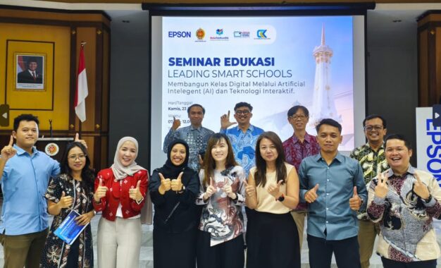 Epson Indonesia Dorong Implementasi Smart Classroom di Sekolah Yogyakarta