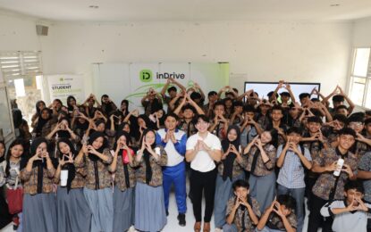 Edukasi Ratusan Pelajar di Jawa Barat tentang Keselamatan Berkendara, inDrive Sukses Gelar Fase Pertama Kampanye “Drive Your Future”